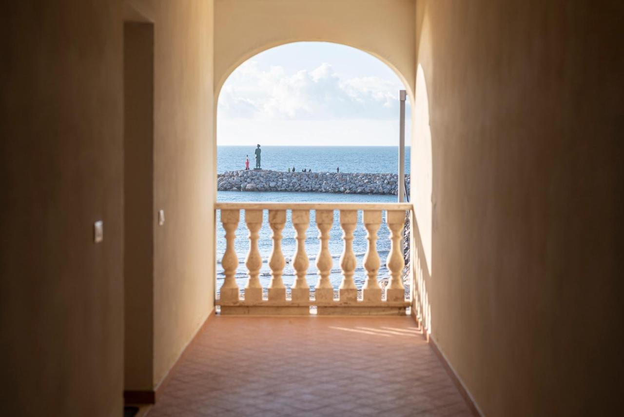 Il Faro Appartamenti San Vincenzo Exteriör bild
